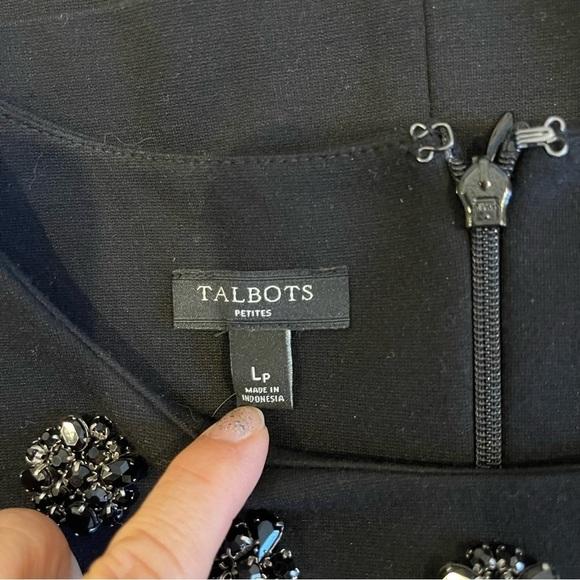 AP: NWT Talbots Women's Black Short Sleeve Stretch Embellished Jeweled TopSZ LP - Picture 3 of 9